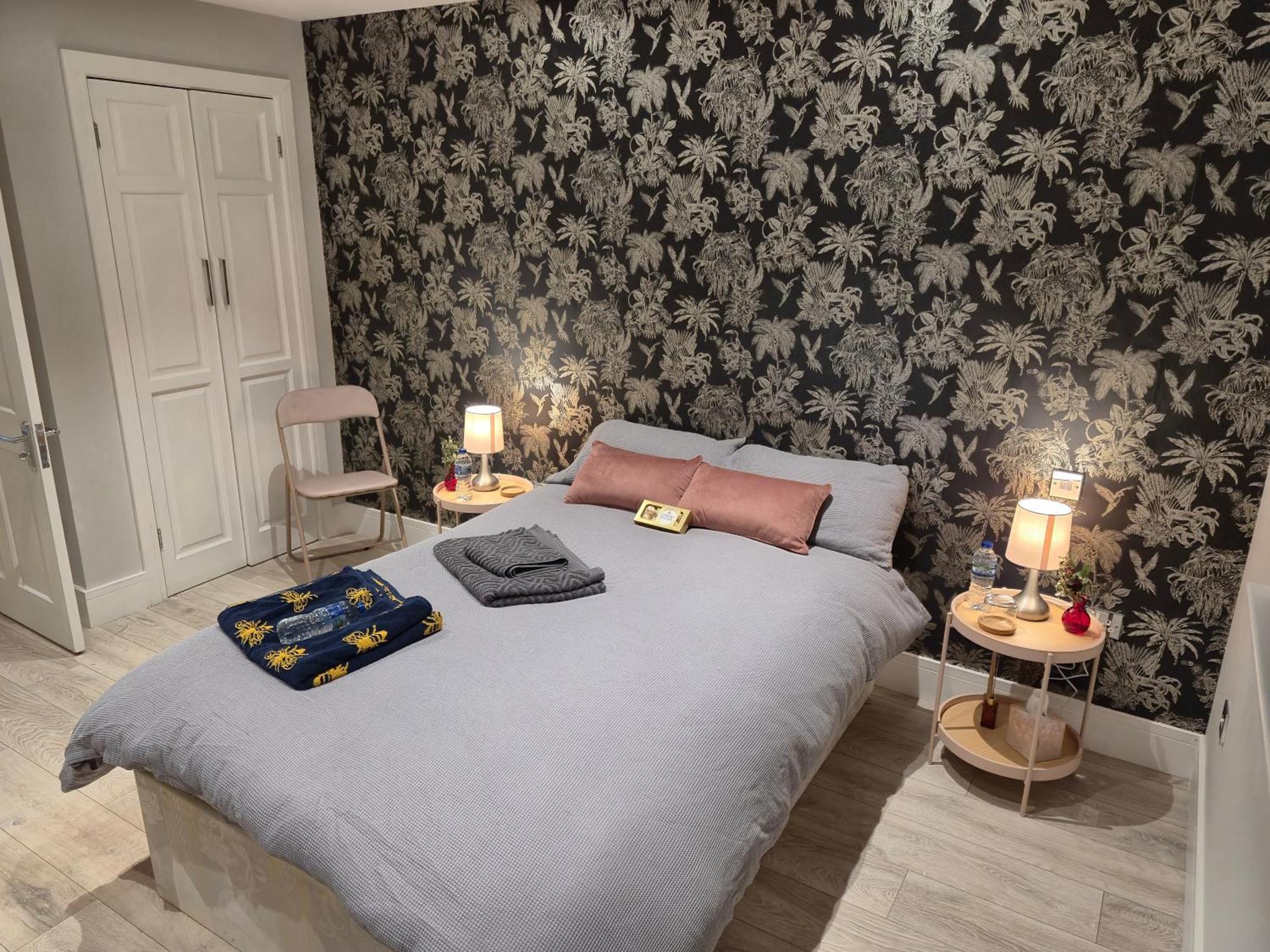 Hotel The Crown Radnage Zewnętrze zdjęcie